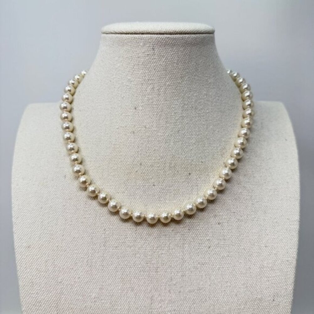 Vintage Knotted Faux Pearl Necklace‎ Ornate Gold-Tone Clasp Princess Length